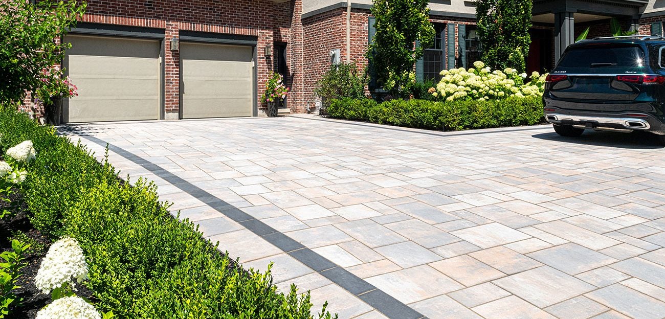Unilock Beacon Hill Smooth Random Paver | Delaware Hardscape