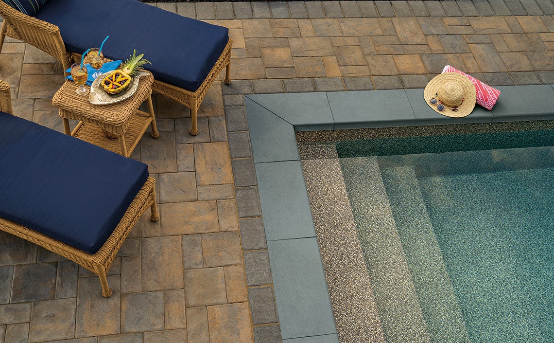 Cambridge - Crusader 12x24 Cap | Delaware Hardscape Supply, LLC